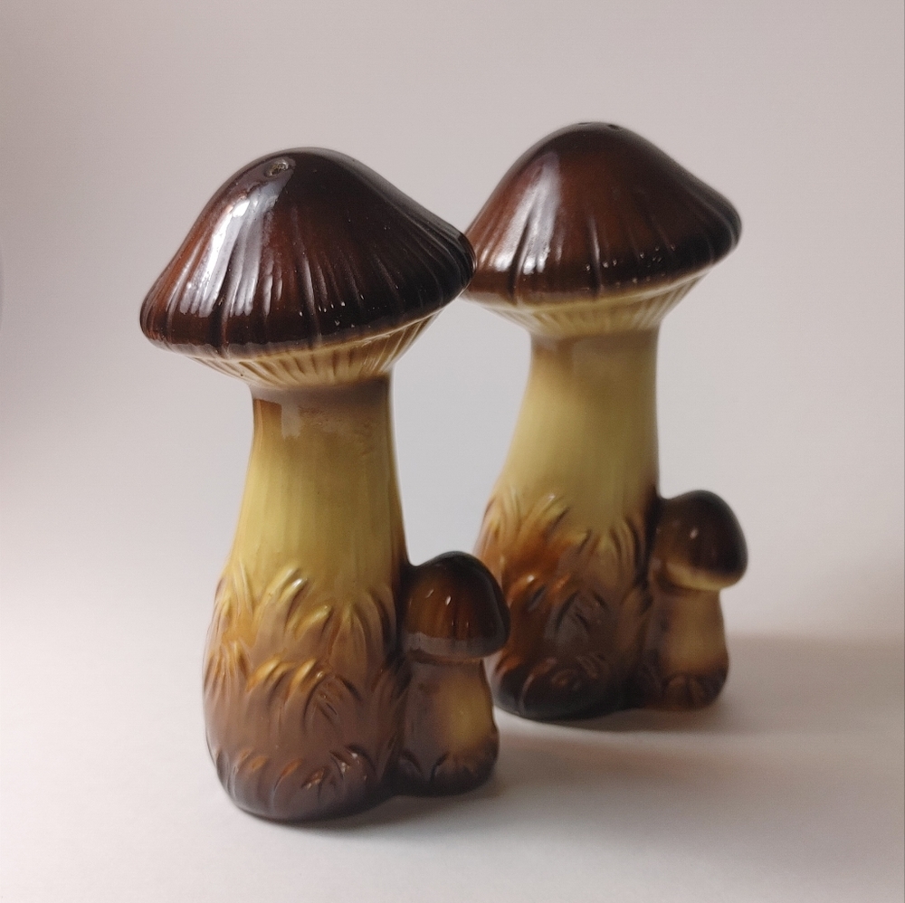 Vintage Japan Double Mushroom Ceramic Salt and Pepper Shakers